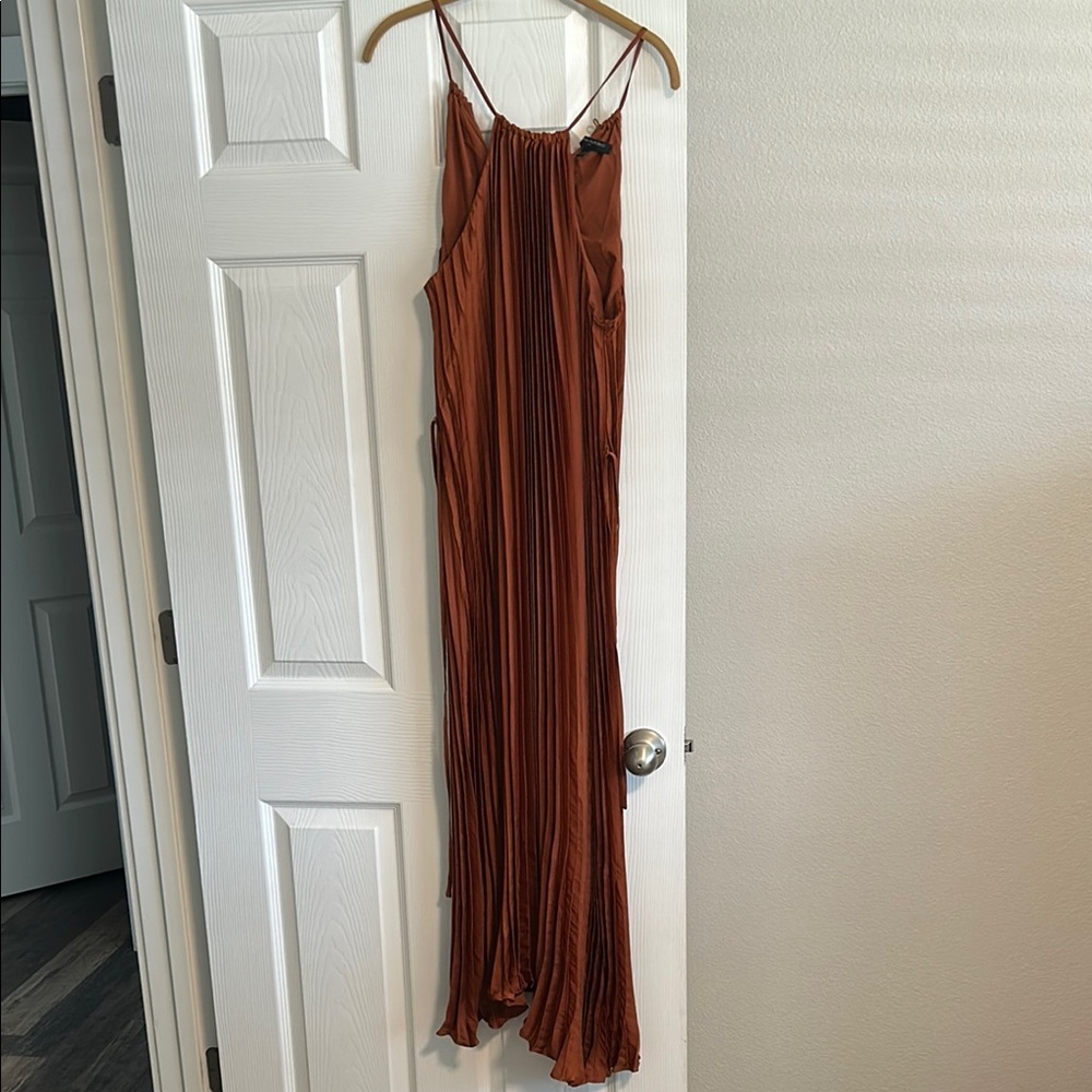 Elegant Brown Pleated Dress